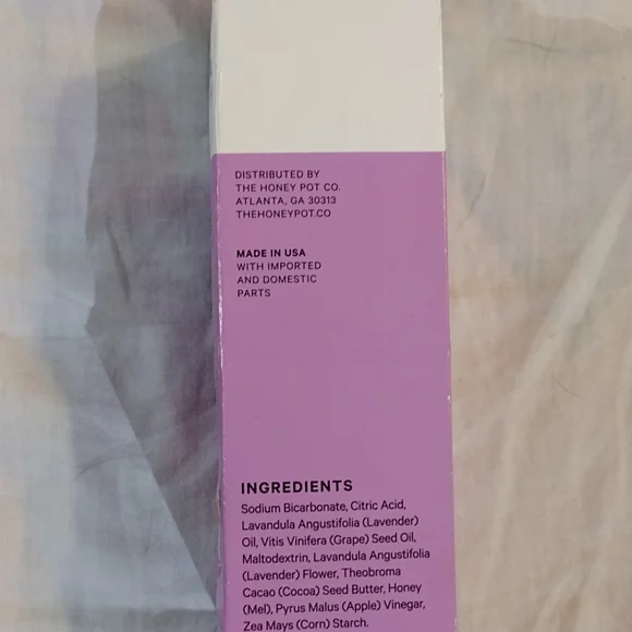 Calming Lavender Bath Bomb - Purple and White - Picture 4 of 6